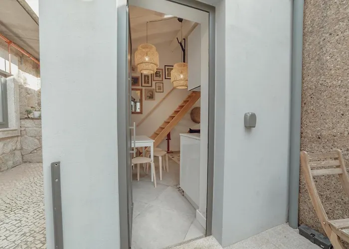 Mezzanine Stylish By Vacationy Apartment Porto