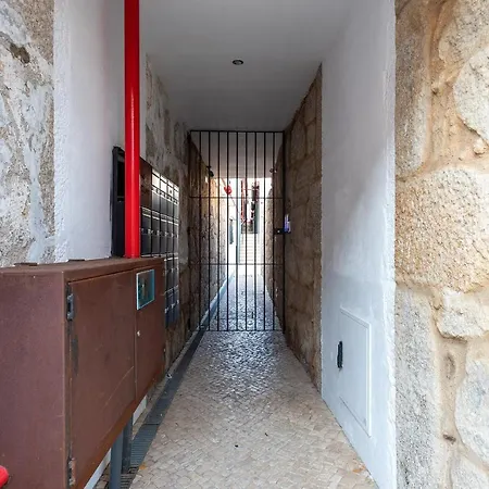 Mezzanine Stylish By Vacationy ポルト