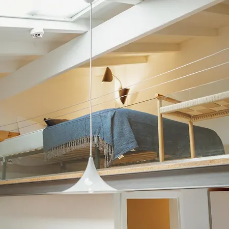 Mezzanine Stylish By Vacationy شقة