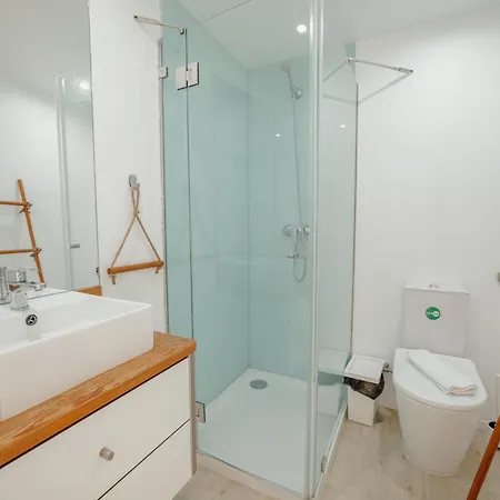 Mezzanine Stylish By Vacationy アパート