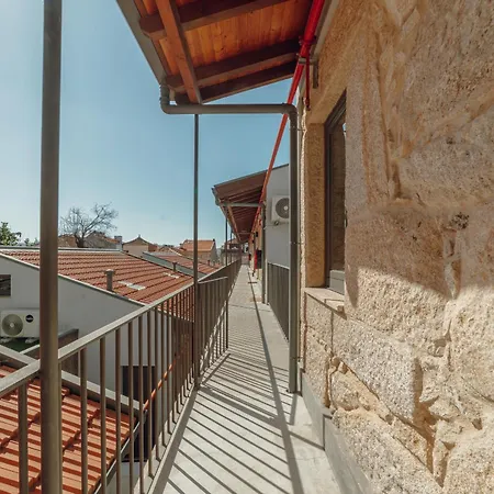 Mezzanine Stylish By Vacationy * Porto