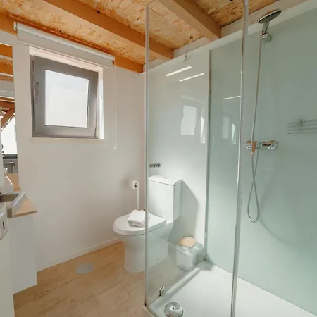 Mezzanine Stylish By Vacationy アパート