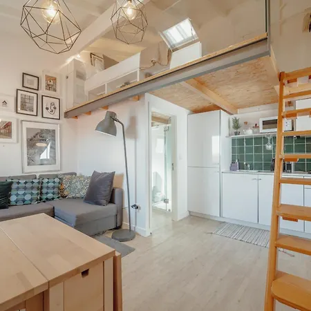 Mezzanine Stylish By Vacationy Porto