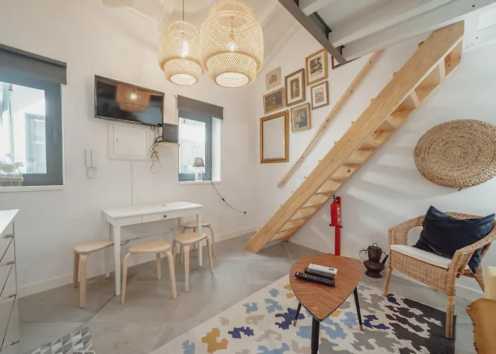 Mezzanine Stylish By Vacationy Apartman