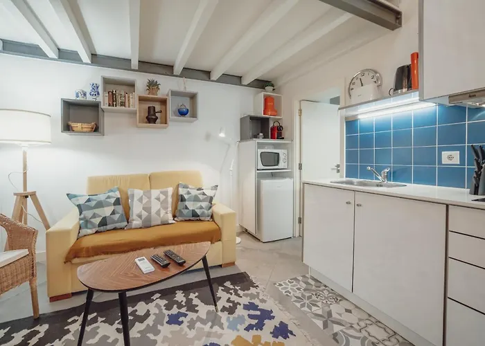 Appartement Mezzanine Stylish By Vacationy *