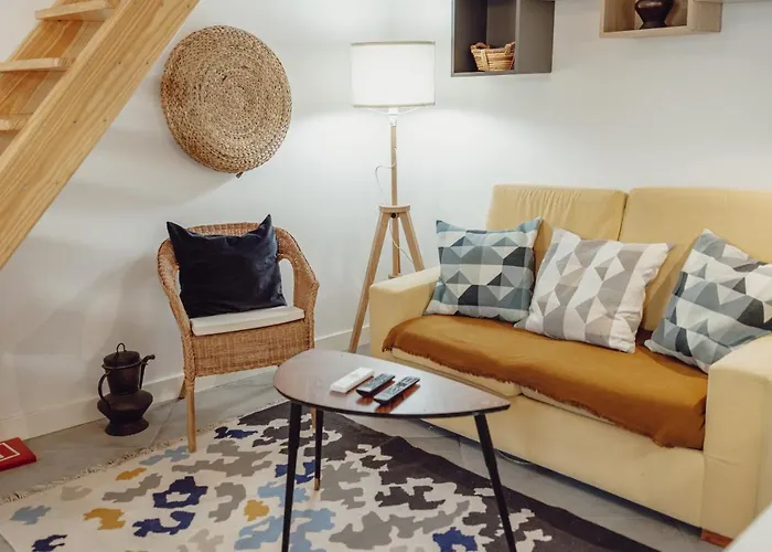 Mezzanine Stylish By Vacationy Apartman