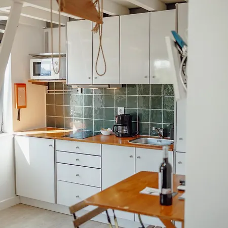 Mezzanine Stylish By Vacationy 公寓 *