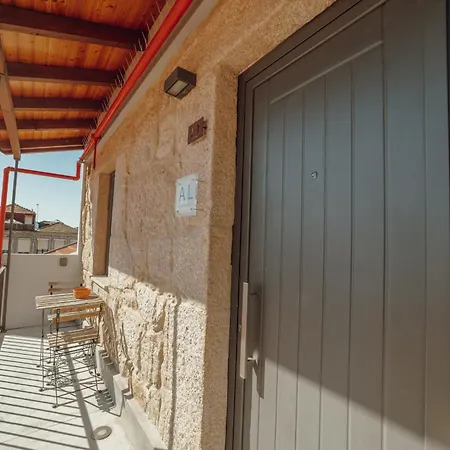 Mezzanine Stylish By Vacationy * 波尔图