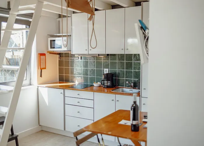 Mezzanine Stylish By Vacationy דירה *